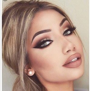 Meet your Posher, Savannah